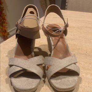 Lucky brand Stylish Beige Wedge Sandals